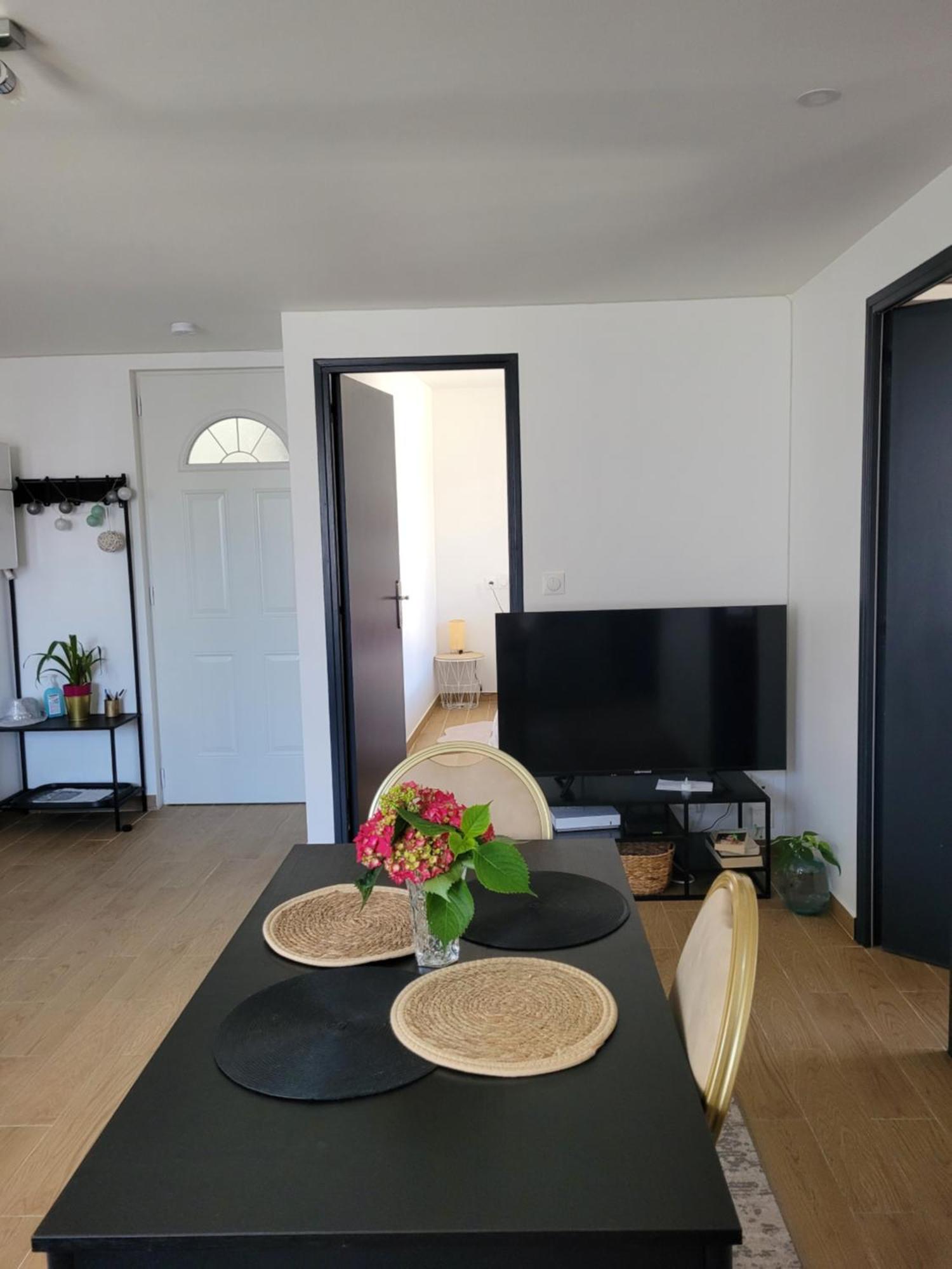 Appartement Prive A 15Mn De Paris Et Proche Enghien Les Bains Groslay Quarto foto